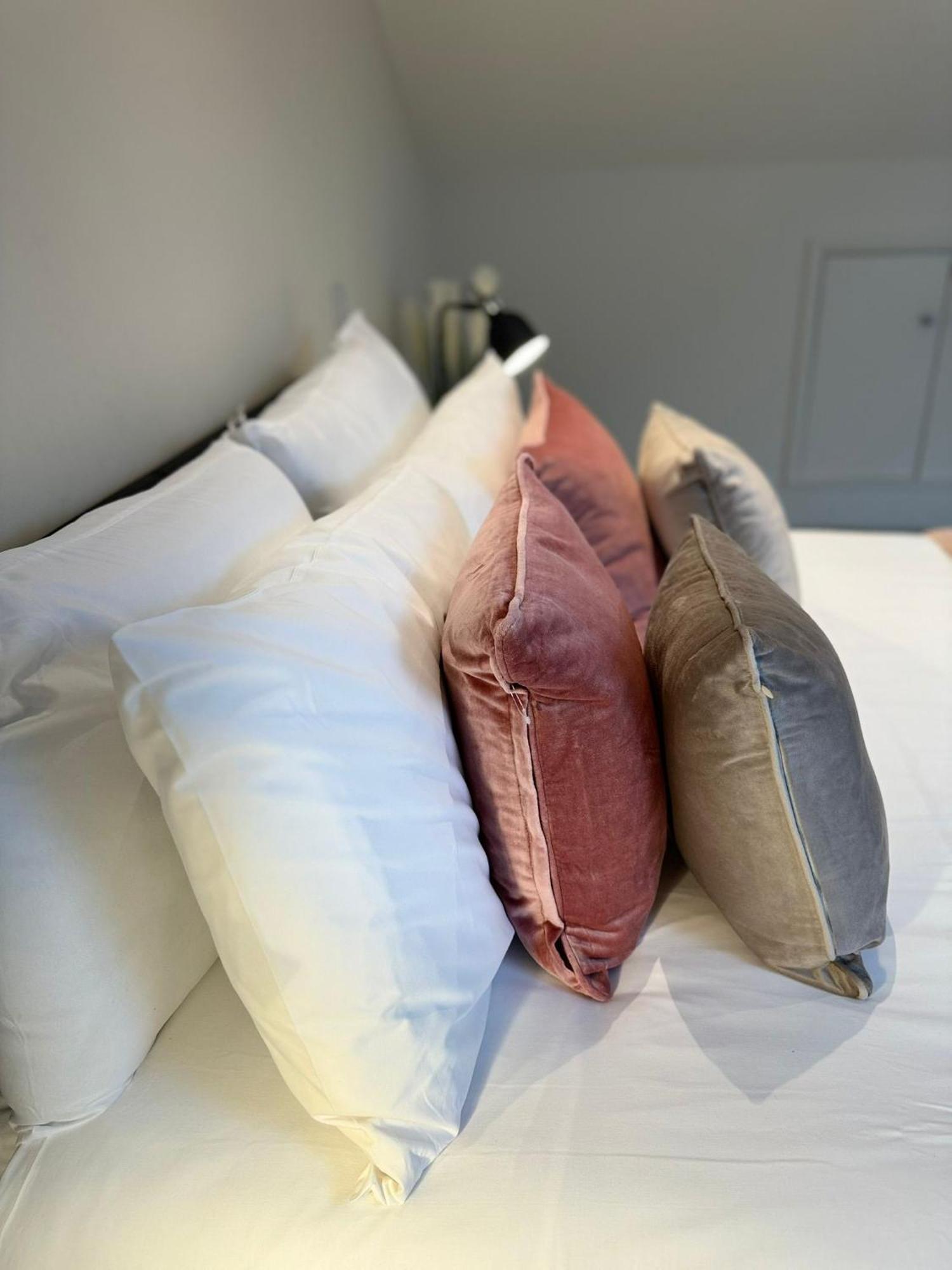 버밍엄 Osbourne House Pink 2 Bed, 2 And Half Bath 아파트 외부 사진